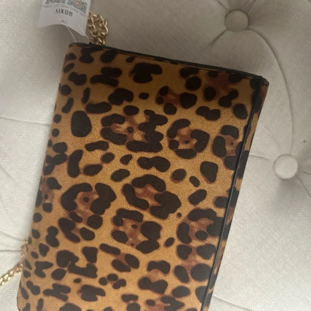 Leopard Print Chain Shoulder Bag